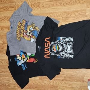 3 pre-owned graphic t-shirts size large